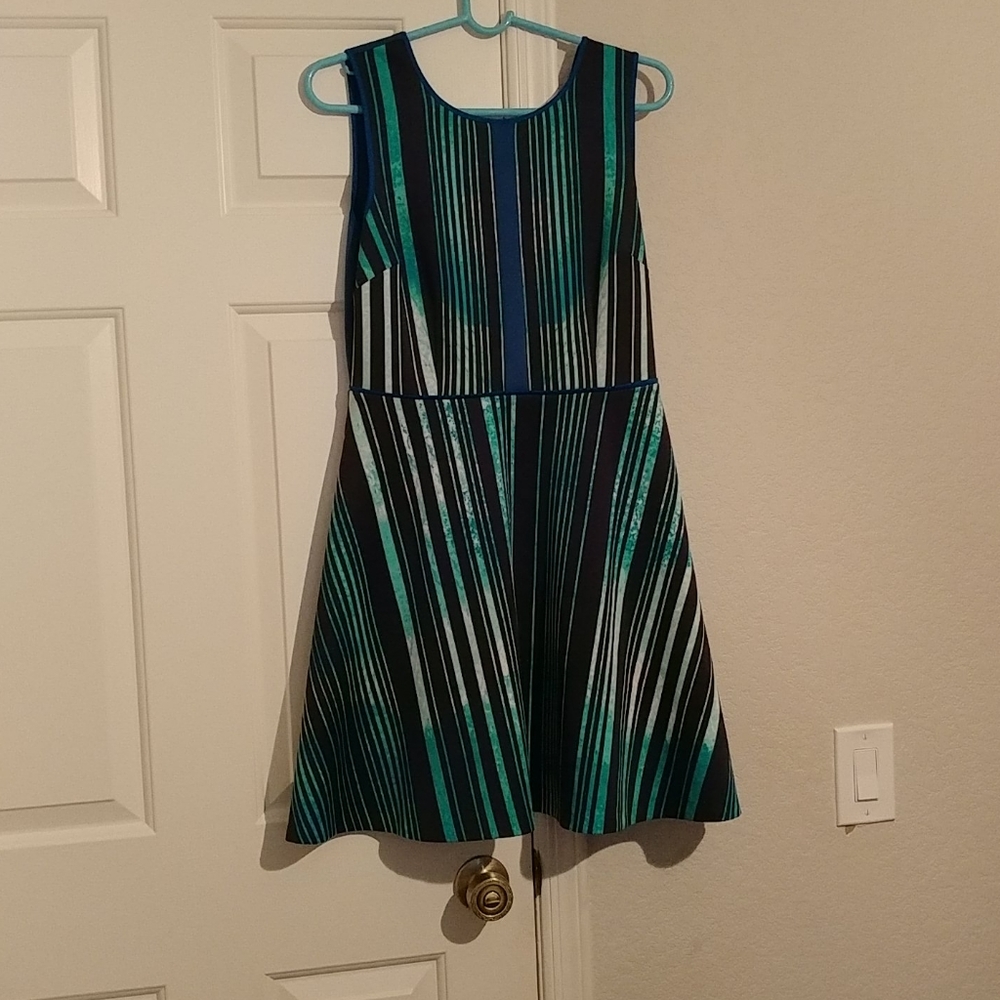 dress/ back cut outs